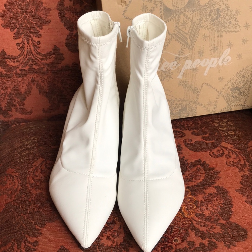 Free people white boots worn once!